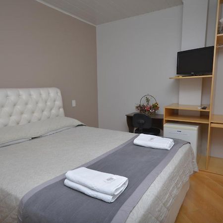 Hotel Antares Capinzal  ภายนอก รูปภาพ