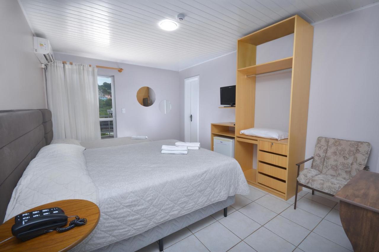 Hotel Antares Capinzal  ภายนอก รูปภาพ